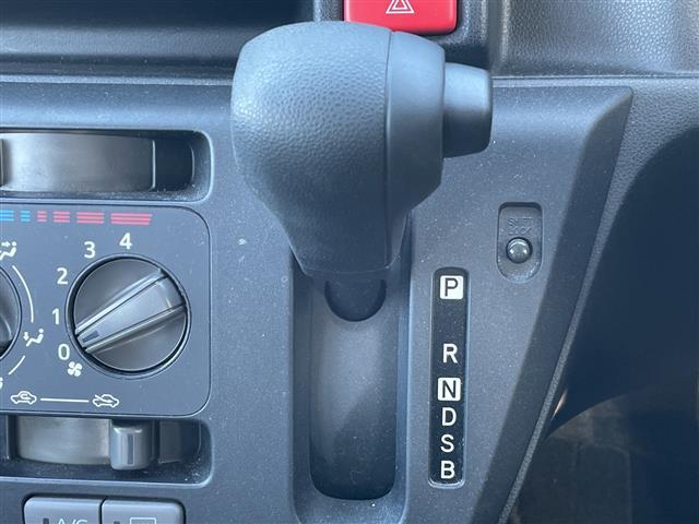 ミライース L SAIII 純正ナビ 衝突軽減システム バックカメラ コーナーセンサー前後 アイドリングストップ パーキングアシスト オートマチックハイビーム 横滑り防止装置 盗難防止装置 パワーステアリング パワーウインドウ(9枚目)