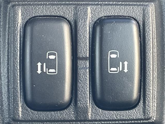 デリカＤ：５ ローデスト　ロイヤルツーリング　ナビ　後席モニター　バックカメラ　両側パワースライドドア　ディーゼル　パワーバックドア　ＬＥＤヘッドライト　クルーズコントロール　パワーシート　ドライブレコーダー前後　シートヒーター　パドルシフト（8枚目）