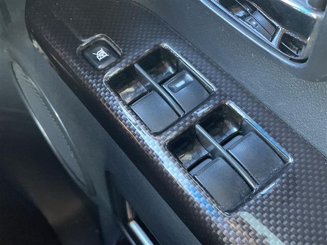 デリカＤ：５ ローデスト　ロイヤルツーリング　ナビ　後席モニター　バックカメラ　両側パワースライドドア　ディーゼル　パワーバックドア　ＬＥＤヘッドライト　クルーズコントロール　パワーシート　ドライブレコーダー前後　シートヒーター　パドルシフト（18枚目）