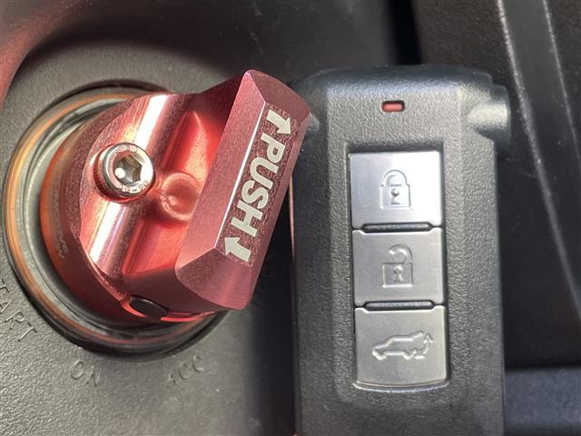 デリカＤ：５ ローデスト　ロイヤルツーリング　ナビ　後席モニター　バックカメラ　両側パワースライドドア　ディーゼル　パワーバックドア　ＬＥＤヘッドライト　クルーズコントロール　パワーシート　ドライブレコーダー前後　シートヒーター　パドルシフト（19枚目）