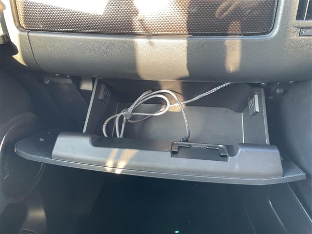 デリカＤ：５ ローデスト　ロイヤルツーリング　ナビ　後席モニター　バックカメラ　両側パワースライドドア　ディーゼル　パワーバックドア　ＬＥＤヘッドライト　クルーズコントロール　パワーシート　ドライブレコーダー前後　シートヒーター　パドルシフト（24枚目）