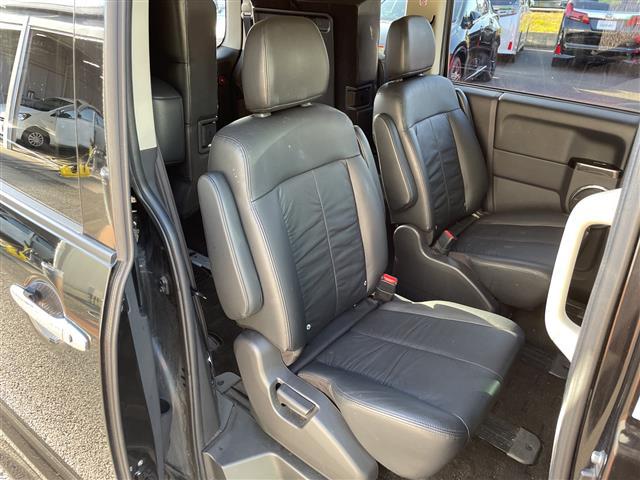 デリカＤ：５ ローデスト　ロイヤルツーリング　ナビ　後席モニター　バックカメラ　両側パワースライドドア　ディーゼル　パワーバックドア　ＬＥＤヘッドライト　クルーズコントロール　パワーシート　ドライブレコーダー前後　シートヒーター　パドルシフト（28枚目）