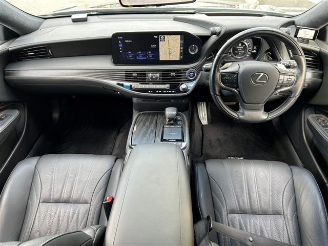 LS LS500h バージョンL 純正ナビ 本革シート 衝突軽減 禁煙車 バック+サイドカメラ 前後クリアランスソナー ETC2.0 4WD LEDヘッドライト レーダークルーズ パワーシート パドルシフト(2枚目)