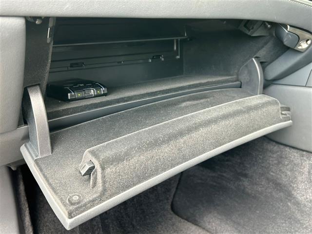 LS LS500h バージョンL 純正ナビ 本革シート 衝突軽減 禁煙車 バック+サイドカメラ 前後クリアランスソナー ETC2.0 4WD LEDヘッドライト レーダークルーズ パワーシート パドルシフト(21枚目)