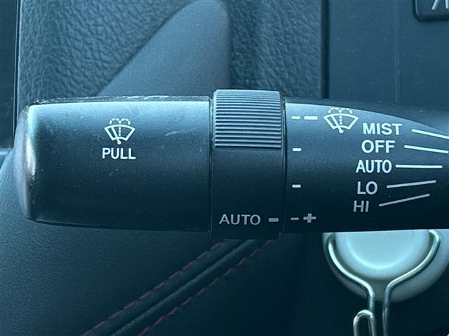 クラウン アスリート　純正ナビ　衝突軽減システム　ＴＲＤエアロ　バックカメラ　レザーシート　クルーズコントロール　パワーシート　シートヒーター　エアシート　ドライブレコーダー　電動チルト　　ＥＴＣ　プッシュスタート（18枚目）