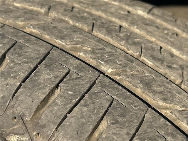 クラウン アスリート　純正ナビ　衝突軽減システム　ＴＲＤエアロ　バックカメラ　レザーシート　クルーズコントロール　パワーシート　シートヒーター　エアシート　ドライブレコーダー　電動チルト　　ＥＴＣ　プッシュスタート（41枚目）