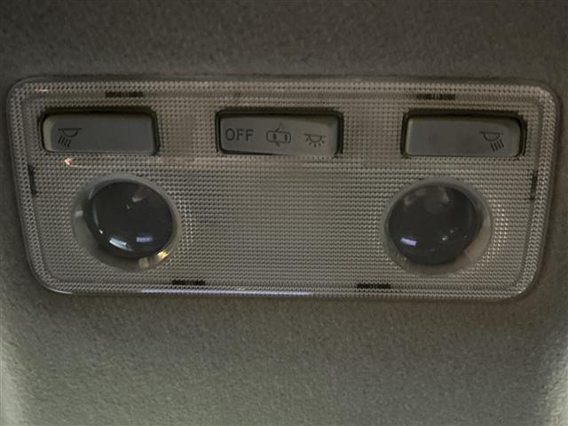 アクア S 衝突軽減システム バックカメラ 15インチSMACKアルミホイール ETC レーンキープアシスト アイドリングストップ 電動格納ミラー プッシュスタート オートマチックハイビーム パワーウィンドウ(17枚目)