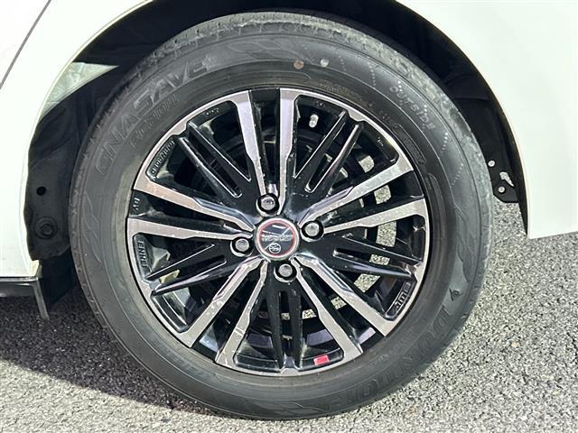 アクア S 衝突軽減システム バックカメラ 15インチSMACKアルミホイール ETC レーンキープアシスト アイドリングストップ 電動格納ミラー プッシュスタート オートマチックハイビーム パワーウィンドウ(40枚目)