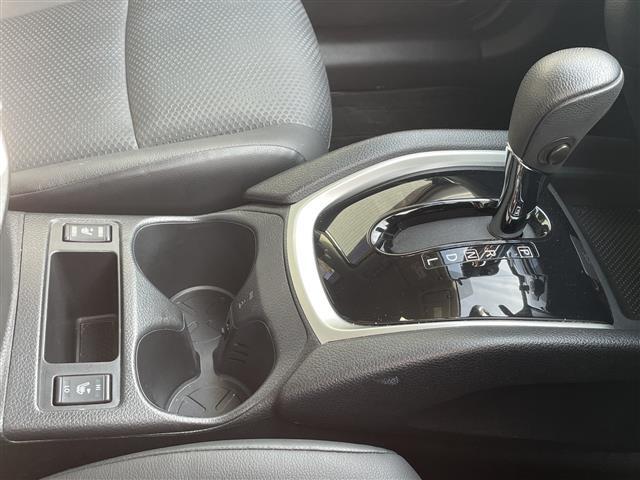 エクストレイル 20X ハイブリッド エマージェンシーブレーキP 衝突軽減システム 禁煙車 バックカメラ コーナーセンサー前後 LEDヘッドライト ETC スマートキー シートヒーター ドライブレコーダー 純正アルミホイール アイドリングストップ 電度リアゲート(10枚目)