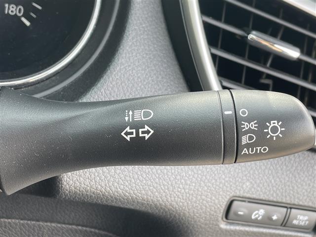 エクストレイル 20X ハイブリッド エマージェンシーブレーキP 衝突軽減システム 禁煙車 バックカメラ コーナーセンサー前後 LEDヘッドライト ETC スマートキー シートヒーター ドライブレコーダー 純正アルミホイール アイドリングストップ 電度リアゲート(21枚目)