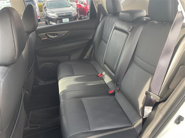 エクストレイル 20X ハイブリッド エマージェンシーブレーキP 衝突軽減システム 禁煙車 バックカメラ コーナーセンサー前後 LEDヘッドライト ETC スマートキー シートヒーター ドライブレコーダー 純正アルミホイール アイドリングストップ 電度リアゲート(25枚目)