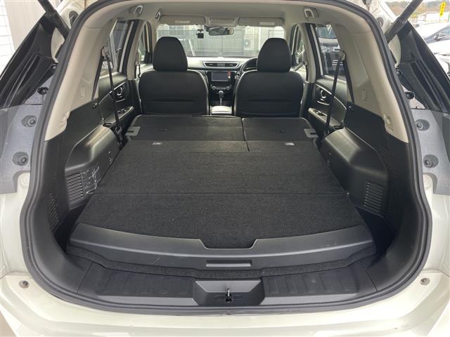 エクストレイル 20X ハイブリッド エマージェンシーブレーキP 衝突軽減システム 禁煙車 バックカメラ コーナーセンサー前後 LEDヘッドライト ETC スマートキー シートヒーター ドライブレコーダー 純正アルミホイール アイドリングストップ 電度リアゲート(26枚目)