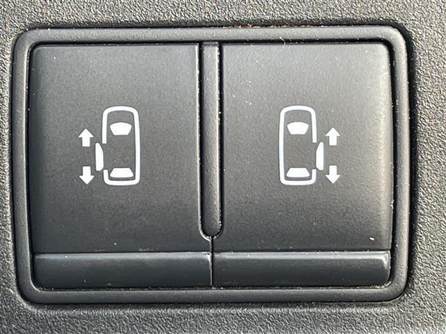 セレナ e-パワー ハイウェイスターV 衝突軽減システム 禁煙車 両側パワースライドドア バックカメラ LEDヘッドライト クルーズコントロール スマートキー ドライブレコーダー 純正アルミホイール アイドリングストップ ETC(11枚目)