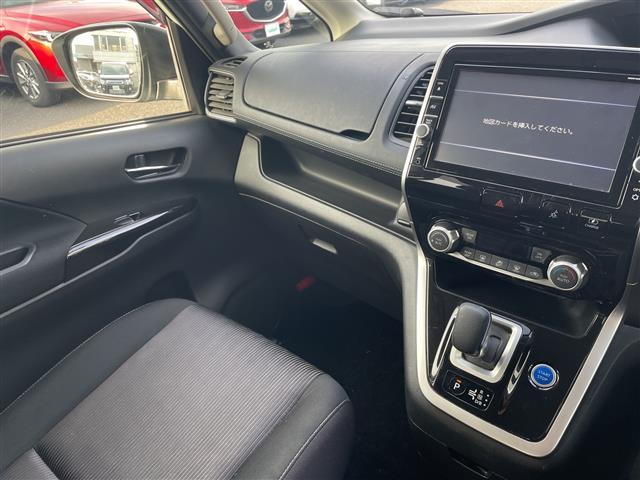 セレナ e-パワー ハイウェイスターV 衝突軽減システム 禁煙車 両側パワースライドドア バックカメラ LEDヘッドライト クルーズコントロール スマートキー ドライブレコーダー 純正アルミホイール アイドリングストップ ETC(13枚目)