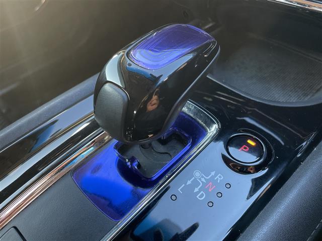 ヴェゼル ハイブリッド 純正ナビ 衝突軽減システム バックカメラ LEDヘッドライト パドルシフト ドライブレコーダー レーダークルーズコントロール 純正AW 電動格納ミラー アイドリングストップ ETC プッシュスタート(13枚目)