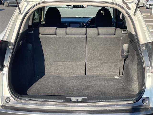 ヴェゼル ハイブリッド 純正ナビ 衝突軽減システム バックカメラ LEDヘッドライト パドルシフト ドライブレコーダー レーダークルーズコントロール 純正AW 電動格納ミラー アイドリングストップ ETC プッシュスタート(24枚目)