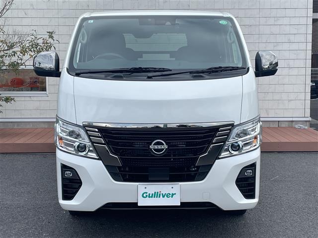 キャラバン ロンググランドプレミアムＧＸ　純正ナビ　アラウンドビューモニター　禁煙車　ベッドキット　片側パワースライドドア　コーナーセンサー　ＬＥＤヘッドライト　ハーフレザーシート　ドライブレコーダー　１７インチＮＩＴＲＯＰＯＷＥＲアルミ（33枚目）