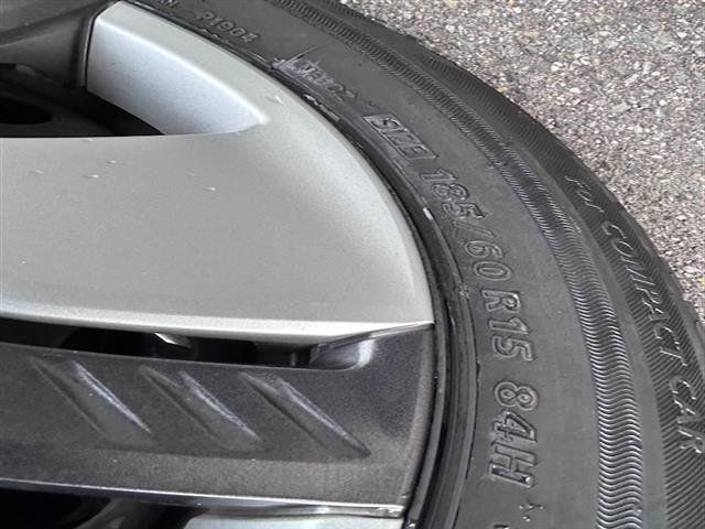 グレイス ハイブリッドLX 純正ナビ バックカメラ 衝突軽減ブレーキ クルーズコントロール 横滑り防止装置 レーダー探知機 ドライブレコーダー 前席シートヒーター LEDヘッドライト オートライト ドアバイザー スマートキー(25枚目)