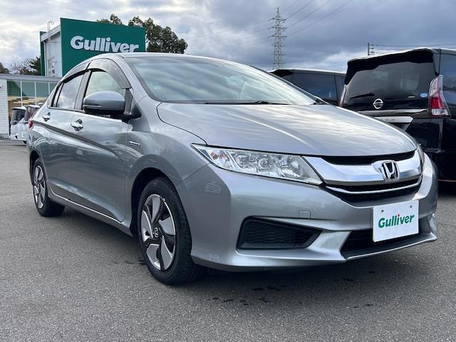 グレイス ハイブリッドLX 純正ナビ バックカメラ 衝突軽減ブレーキ クルーズコントロール 横滑り防止装置 レーダー探知機 ドライブレコーダー 前席シートヒーター LEDヘッドライト オートライト ドアバイザー スマートキー(29枚目)