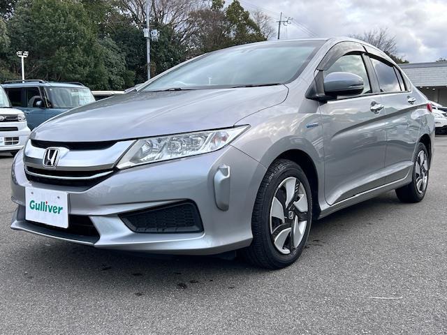 グレイス ハイブリッドLX 純正ナビ バックカメラ 衝突軽減ブレーキ クルーズコントロール 横滑り防止装置 レーダー探知機 ドライブレコーダー 前席シートヒーター LEDヘッドライト オートライト ドアバイザー スマートキー(33枚目)