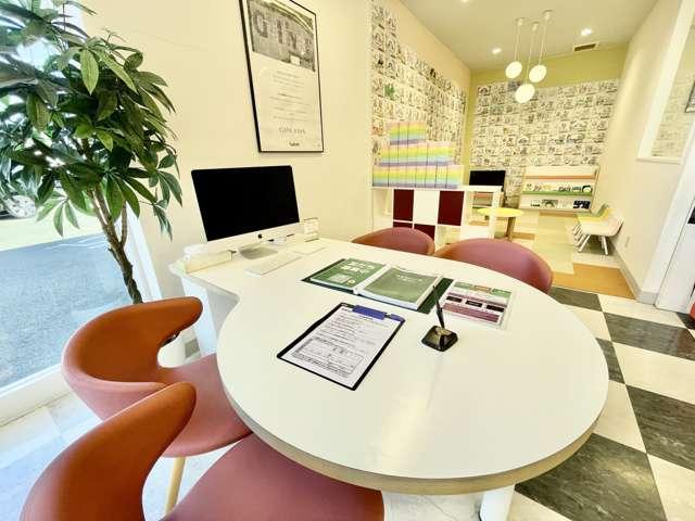 グレイス ハイブリッドLX 純正ナビ バックカメラ 衝突軽減ブレーキ クルーズコントロール 横滑り防止装置 レーダー探知機 ドライブレコーダー 前席シートヒーター LEDヘッドライト オートライト ドアバイザー スマートキー(49枚目)