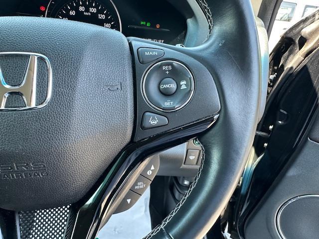ヴェゼル ハイブリッドＺ・ホンダセンシング　純正８インチナビ　フルセグ　バックカメラ　ハーフレザーシート　シートヒーター　レーダークルーズコントロール　ルーフレール　ビルトインＥＴＣ　ＬＥＤヘッドライト　マット　バイザー（12枚目）