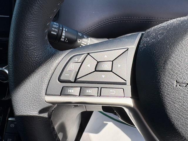 セレナ ハイウェイスター V フリップダウンモニター 純正10型ナビ 全方位カメラ プロパイロット ブラインドスポットモニター エマージェンシーブレーキ 両側パワースライドドア デジタルミラー シートヒーター ドラレコ ETC(14枚目)