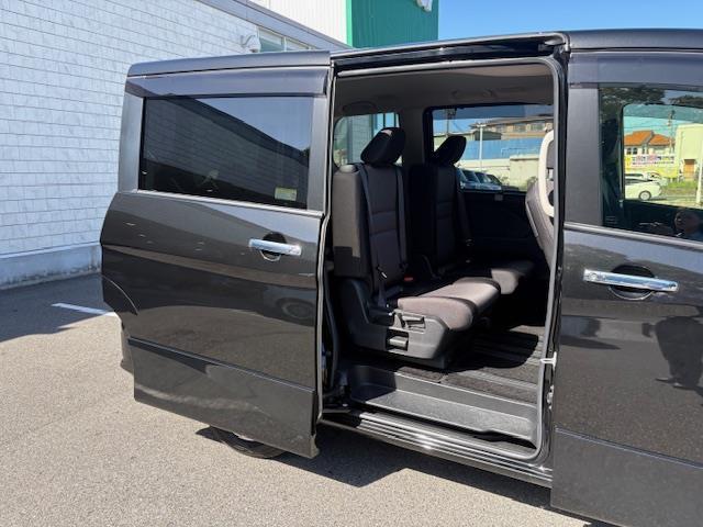セレナ ハイウェイスター V フリップダウンモニター 純正10型ナビ 全方位カメラ プロパイロット ブラインドスポットモニター エマージェンシーブレーキ 両側パワースライドドア デジタルミラー シートヒーター ドラレコ ETC(38枚目)