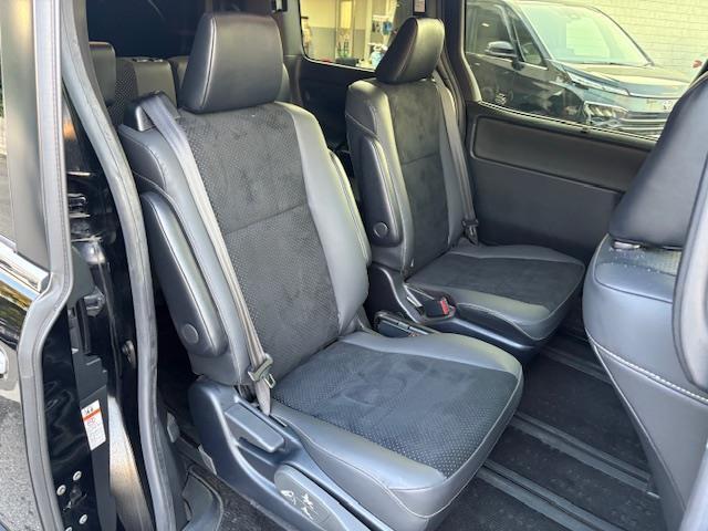 ヴォクシー ZS 煌III 純正9型ナビ フルセグ 両側パワースライドドア デジタルインナーミラー トヨタセーフティセンス ハーフレザーシート ビルトインETC LEDヘッドライト クラランスソナー スマートキー 純正AW(27枚目)