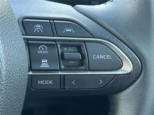 ヴォクシー S-Z 10.5型ナビ 14型後席モニター 両側パワースライドドア レーダークルーズコントロール 衝突被害軽減システム レーンキープアシスト 横滑り防止装置 コーナーセンサー シートヒーター(11枚目)