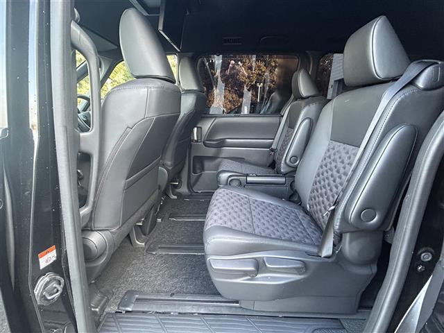 ヴォクシー S-Z 10.5型ナビ 14型後席モニター 両側パワースライドドア レーダークルーズコントロール 衝突被害軽減システム レーンキープアシスト 横滑り防止装置 コーナーセンサー シートヒーター(28枚目)