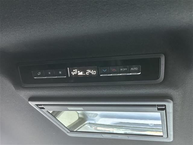 ヴォクシー S-Z 10.5型ナビ 14型後席モニター 両側パワースライドドア レーダークルーズコントロール 衝突被害軽減システム レーンキープアシスト 横滑り防止装置 コーナーセンサー シートヒーター(29枚目)