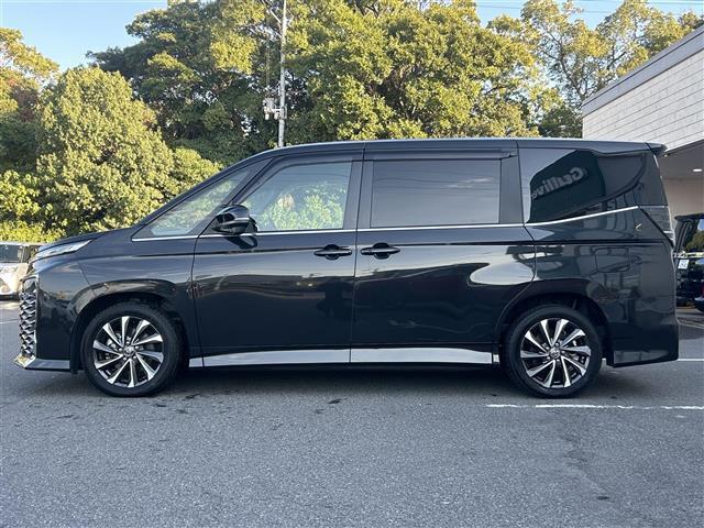 ヴォクシー S-Z 10.5型ナビ 14型後席モニター 両側パワースライドドア レーダークルーズコントロール 衝突被害軽減システム レーンキープアシスト 横滑り防止装置 コーナーセンサー シートヒーター(40枚目)