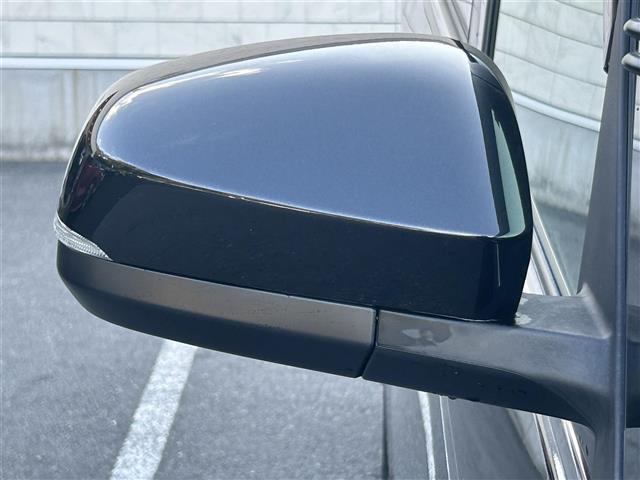 ヴォクシー S-Z 10.5型ナビ 14型後席モニター 両側パワースライドドア レーダークルーズコントロール 衝突被害軽減システム レーンキープアシスト 横滑り防止装置 コーナーセンサー シートヒーター(41枚目)