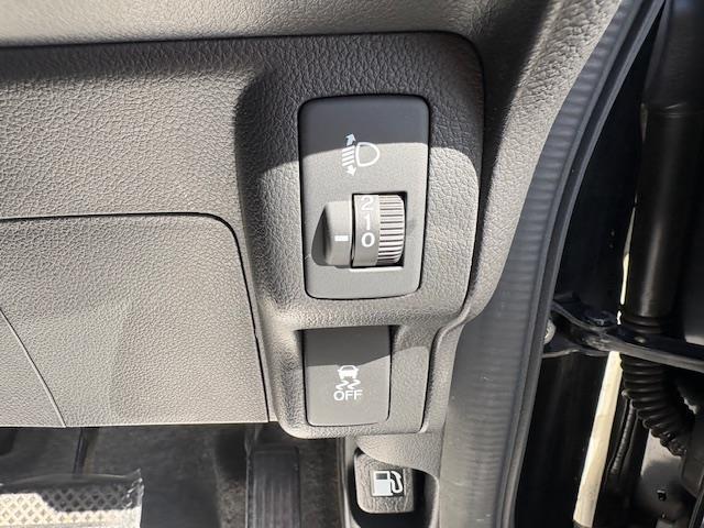 N-BOX G・Lパッケージ ナビ TV バックカメラ デジタルミラー 片側パワースライドドア ビルトインETC ミラー一体型ドライブレコーダー ステアリングスイッチ 横滑り防止装置 プッシュスタート スマートキー ドアバイザー(10枚目)