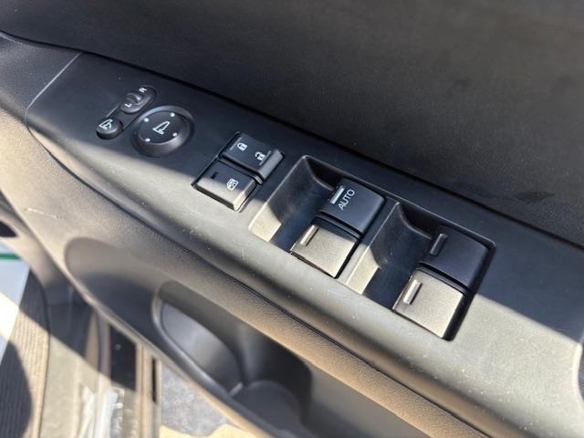 N-BOX G・Lパッケージ ナビ TV バックカメラ デジタルミラー 片側パワースライドドア ビルトインETC ミラー一体型ドライブレコーダー ステアリングスイッチ 横滑り防止装置 プッシュスタート スマートキー ドアバイザー(17枚目)