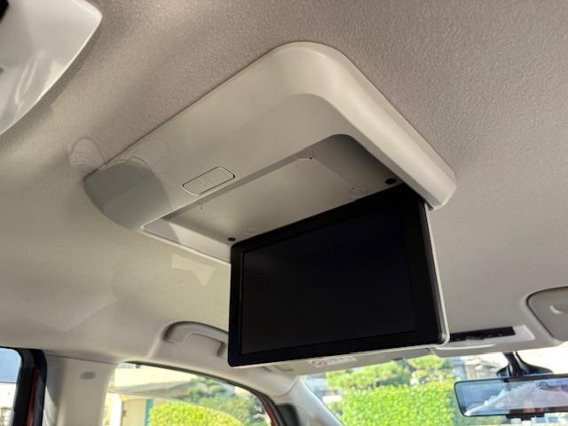 セレナ G フリップダウンモニター 純正9型ナビ アラウンドビューモニター プロパイロット デジタルミラー 両側パワースライドドア エマージェンシーブレーキ パーキングアシスト 追従クルコン ドラレコ ETC(4枚目)