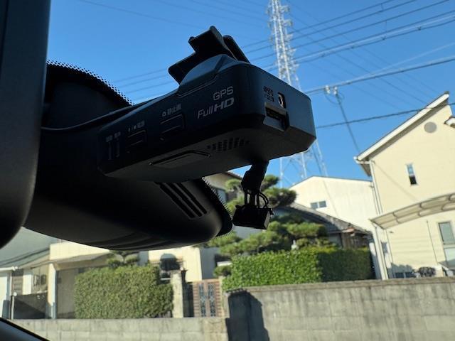 セレナ G フリップダウンモニター 純正9型ナビ アラウンドビューモニター プロパイロット デジタルミラー 両側パワースライドドア エマージェンシーブレーキ パーキングアシスト 追従クルコン ドラレコ ETC(12枚目)