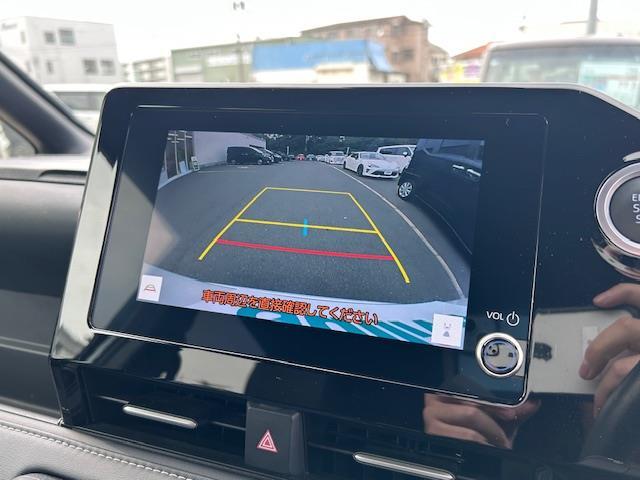 ノア Ｓ－Ｚ　快適利便パッケージ　純正ディスプレイオーディオ　バックカメラ　ＢＳＭ　トヨタアドバンスパーク　パンズフリー両側パワースライドドア　ドライブレコーダー　ビルトインＥＴＣ２．０　ＬＥＤヘッドライト（3枚目）