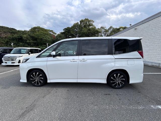 ノア Ｓ－Ｚ　快適利便パッケージ　純正ディスプレイオーディオ　バックカメラ　ＢＳＭ　トヨタアドバンスパーク　パンズフリー両側パワースライドドア　ドライブレコーダー　ビルトインＥＴＣ２．０　ＬＥＤヘッドライト（38枚目）