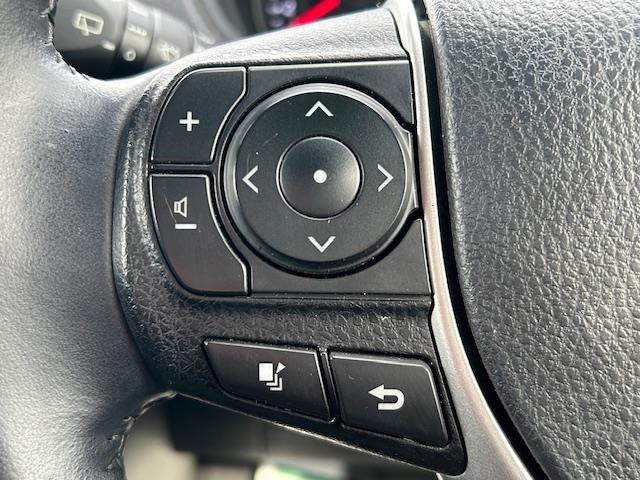 ヴォクシー ZS 煌III 10インチナビ フルセグ Bluetooth バックカメラ フリップダウンモニター 両側パワースライドドア HDMI クルーズコントロール 前後ドラレコ 前後コーナーセンサー ETC フロアーマット(6枚目)