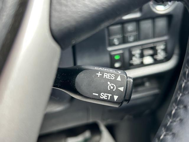 ヴォクシー ZS 煌III 10インチナビ フルセグ Bluetooth バックカメラ フリップダウンモニター 両側パワースライドドア HDMI クルーズコントロール 前後ドラレコ 前後コーナーセンサー ETC フロアーマット(9枚目)