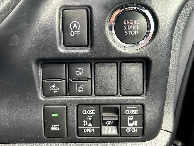 ヴォクシー ZS 煌III 10インチナビ フルセグ Bluetooth バックカメラ フリップダウンモニター 両側パワースライドドア HDMI クルーズコントロール 前後ドラレコ 前後コーナーセンサー ETC フロアーマット(10枚目)