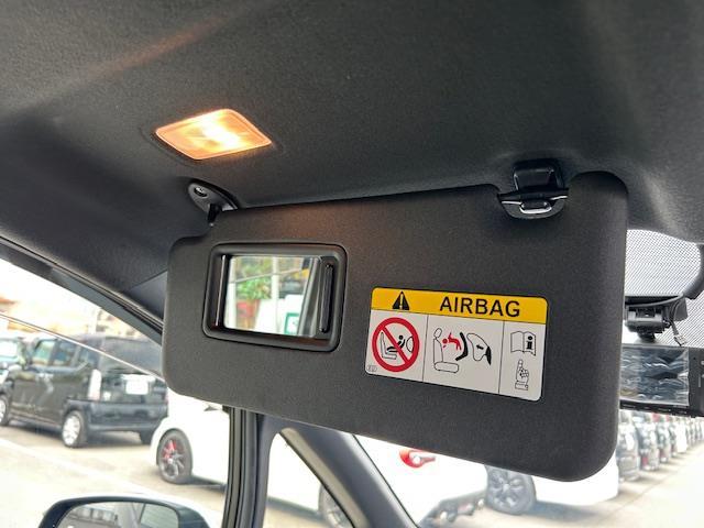 ヴォクシー ZS 煌III 10インチナビ フルセグ Bluetooth バックカメラ フリップダウンモニター 両側パワースライドドア HDMI クルーズコントロール 前後ドラレコ 前後コーナーセンサー ETC フロアーマット(17枚目)