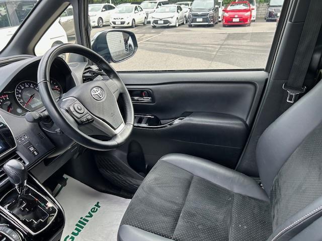 ヴォクシー ZS 煌III 10インチナビ フルセグ Bluetooth バックカメラ フリップダウンモニター 両側パワースライドドア HDMI クルーズコントロール 前後ドラレコ 前後コーナーセンサー ETC フロアーマット(21枚目)