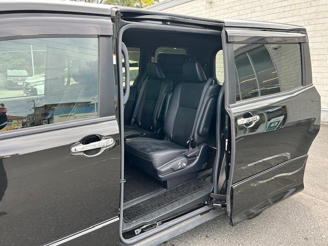 ヴォクシー ZS 煌III 10インチナビ フルセグ Bluetooth バックカメラ フリップダウンモニター 両側パワースライドドア HDMI クルーズコントロール 前後ドラレコ 前後コーナーセンサー ETC フロアーマット(30枚目)