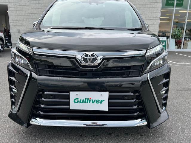 ヴォクシー ZS 煌III 10インチナビ フルセグ Bluetooth バックカメラ フリップダウンモニター 両側パワースライドドア HDMI クルーズコントロール 前後ドラレコ 前後コーナーセンサー ETC フロアーマット(33枚目)