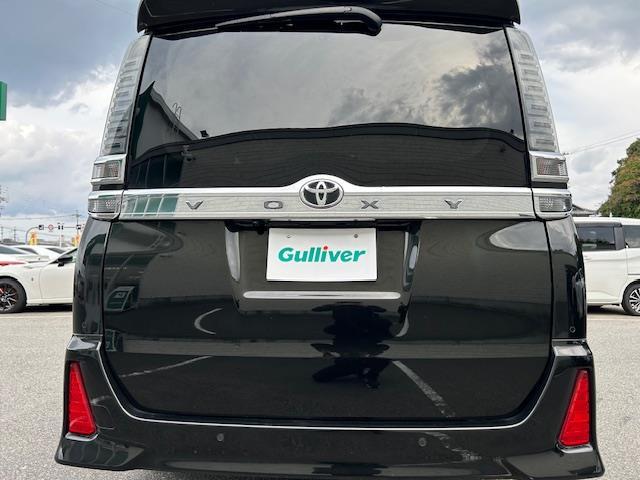 ヴォクシー ZS 煌III 10インチナビ フルセグ Bluetooth バックカメラ フリップダウンモニター 両側パワースライドドア HDMI クルーズコントロール 前後ドラレコ 前後コーナーセンサー ETC フロアーマット(37枚目)