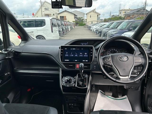 ヴォクシー ZS 煌III 10インチナビ フルセグ Bluetooth バックカメラ フリップダウンモニター 両側パワースライドドア HDMI クルーズコントロール 前後ドラレコ 前後コーナーセンサー ETC フロアーマット(42枚目)