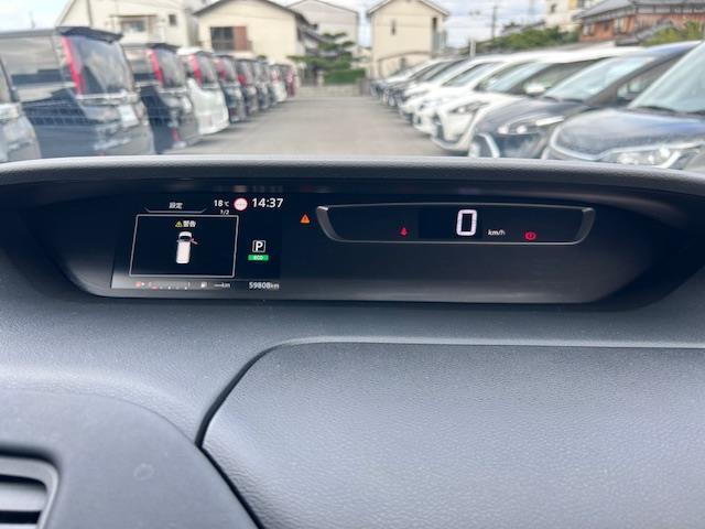 セレナ ハイウェイスター　ＶセレクションＩＩ　９インチナビ　フルセグ　Ｂｌｕｅｔｏｏｔｈ　全方位カメラ　フリップダウンモニター　クルーズコントロール　両側パワースライドドア　前後コーナーセンサー　ドライブレコーダー　ＥＴＣ　ＬＥＤヘッドライト（9枚目）